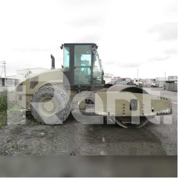 Виброкаток Caterpillar CS76XT Виброкаток Caterpillar CS76XT