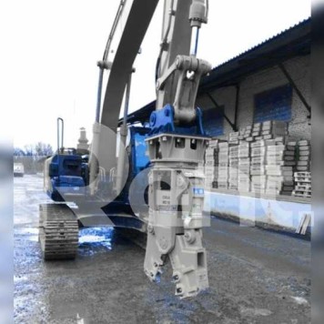 Экскаватор с гидроножницами HITACHI ZX200 (OCA MC15) Экскаватор с гидроножницами HITACHI ZX200 (OCA MC15)