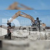 Экскаватор с вибропогружателем Hitachi ZX300LC Экскаватор с вибропогружателем Hitachi ZX300LC