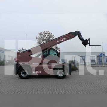 Телескопический погрузчик MAGNI RTH-5-23 Телескопический погрузчик MAGNI RTH-5-23
