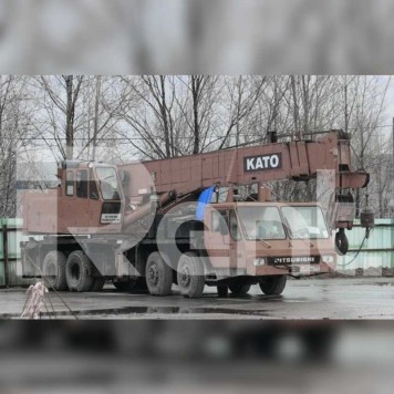 Автокран Kato NK-500 (Mitsubishi KJ505S) Автокран Kato NK-500 (Mitsubishi KJ505S)